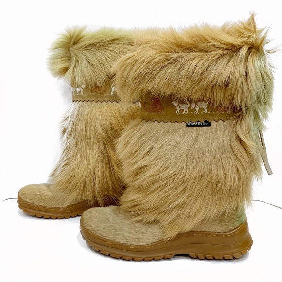 Oscar Sport Winna Vega Fur Boots | Poshmark